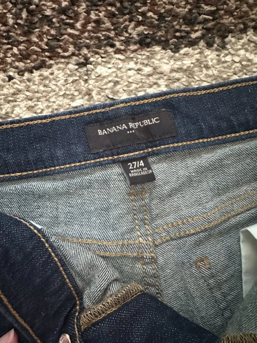 BANANA REPUBLIC (4) Dark Wash Denim Short 3.5